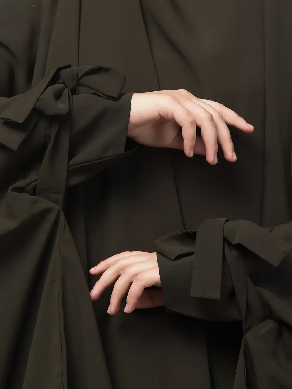 2 Piece Jilbab Abaya with Tying Cuffs