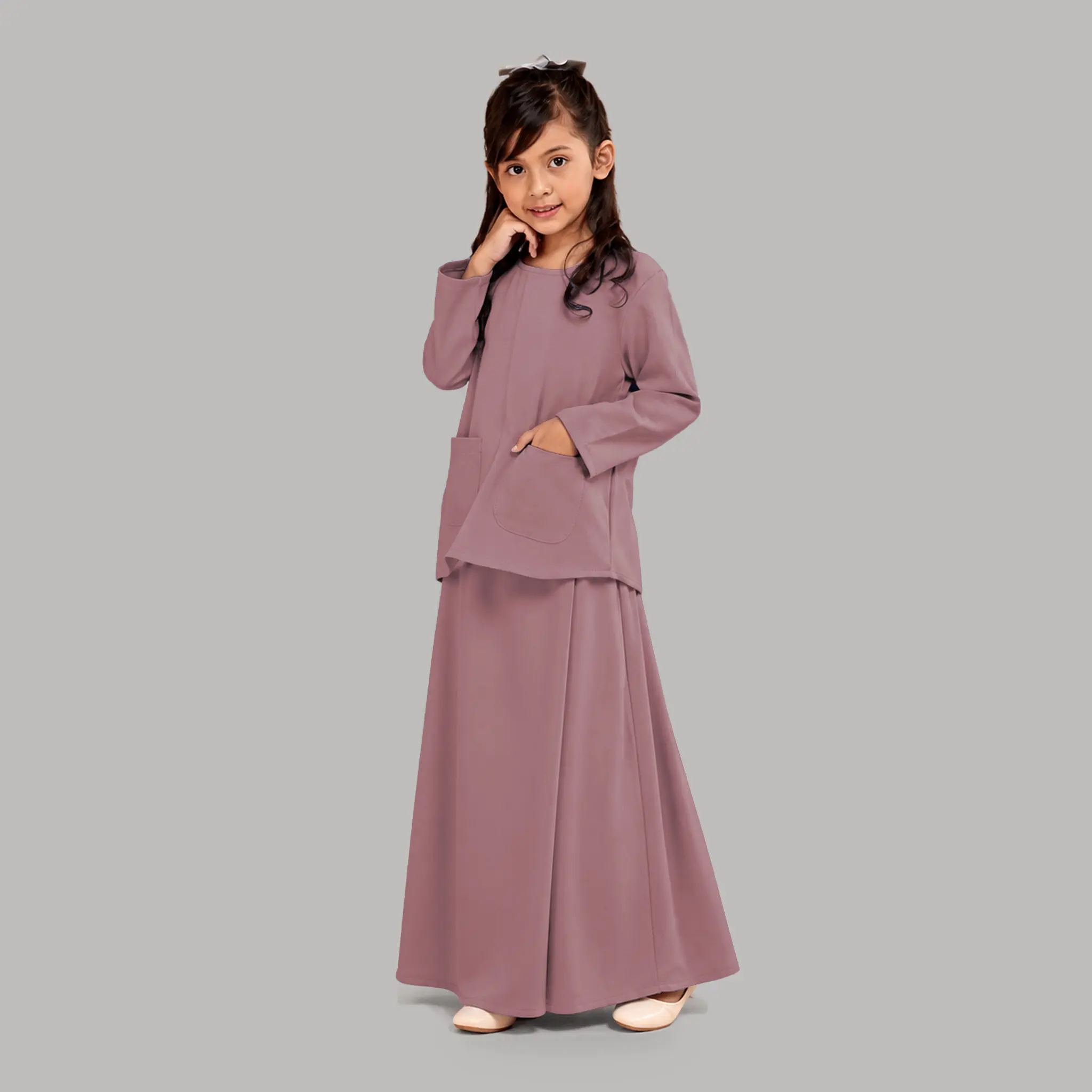 Kids Abaya with Pockets full length front view