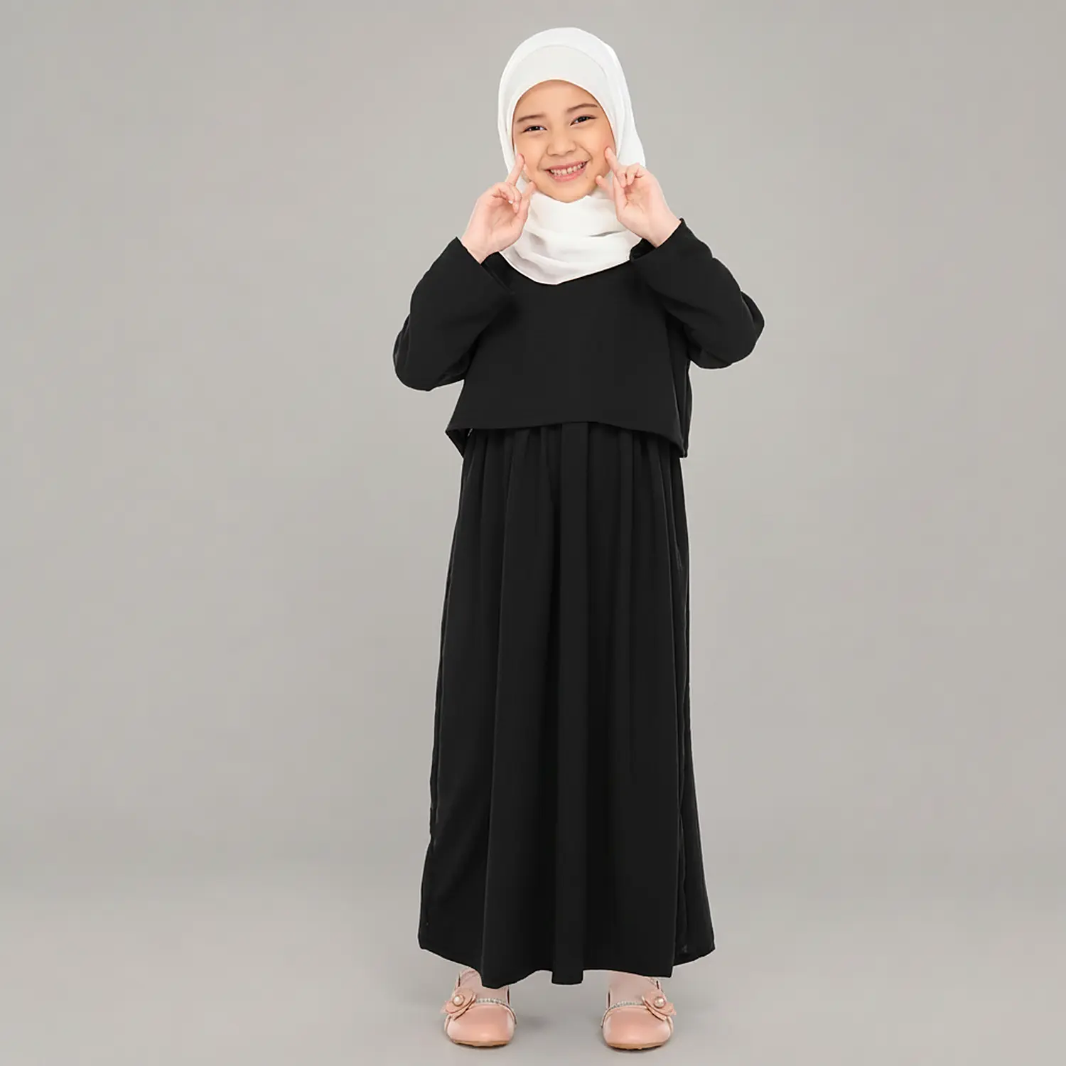 Kids Black Abaya finished stitching and hem detail