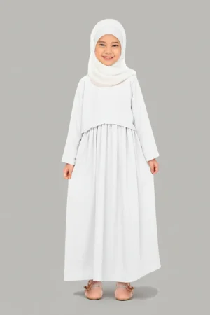 Kids White Abaya - finished stitching and hem detail