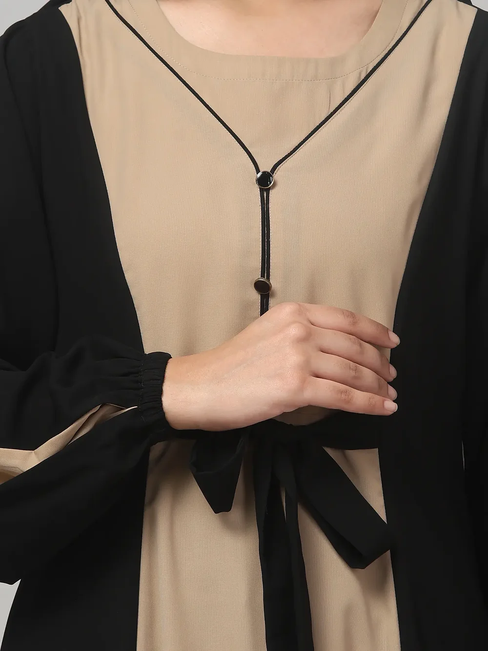 Dual Color Abaya with Waist Belt in Khaki Black color, photo 5