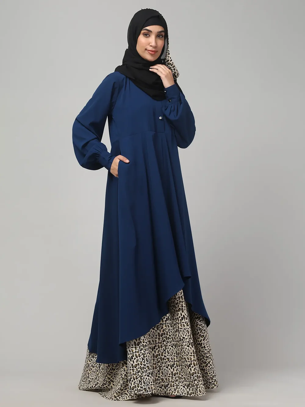 Leopard Print Umbrella Abaya with Collar and Cuffs in Teal Green color, photo 4