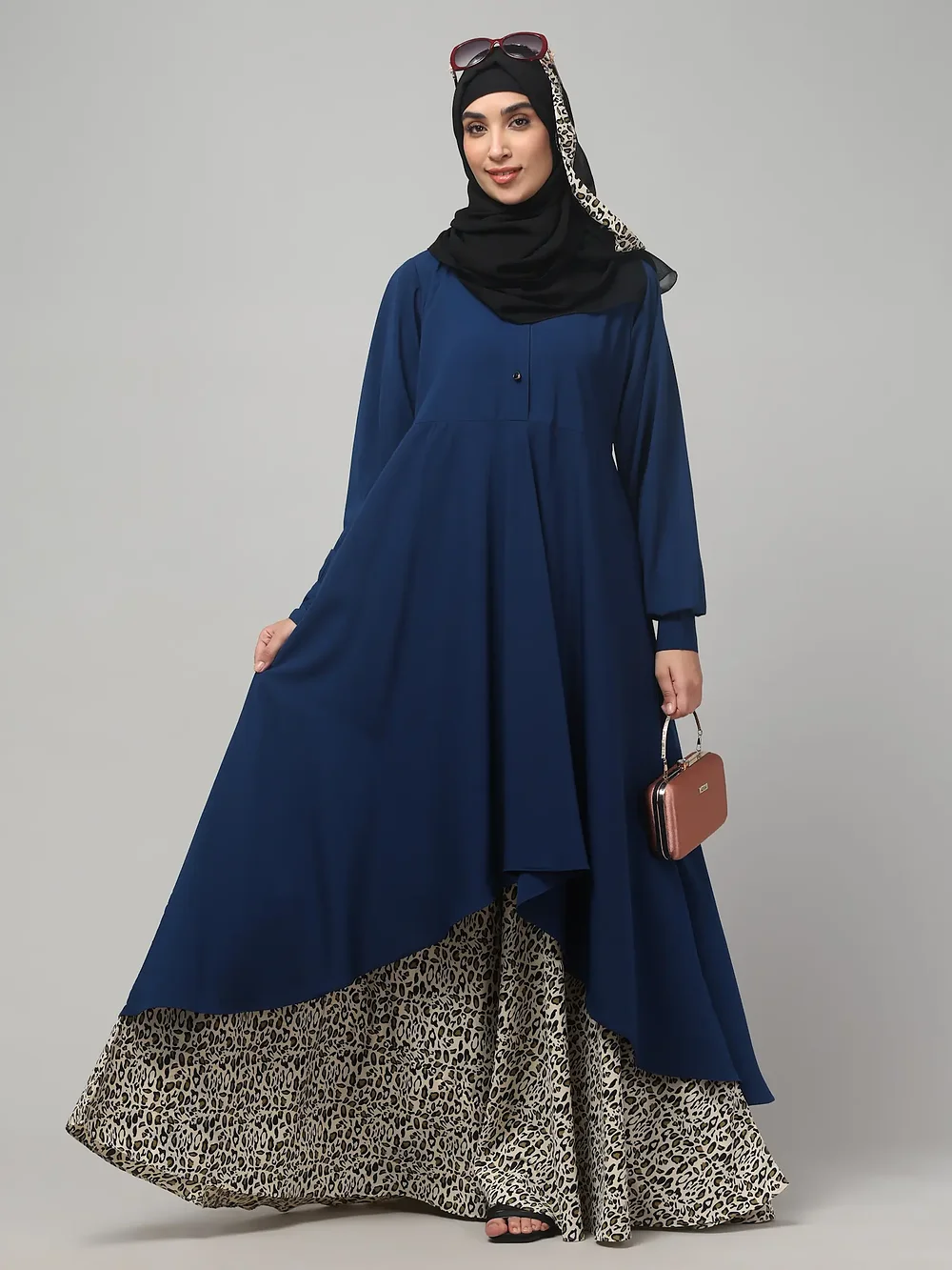 Leopard Print Umbrella Abaya with Collar and Cuffs in Teal Green color, photo 6