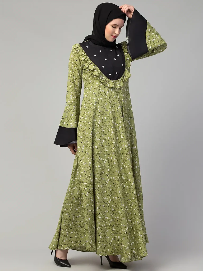 Pearl Handwork Abaya styling and drape detail Pearl Handwork Abaya styling and drape detail