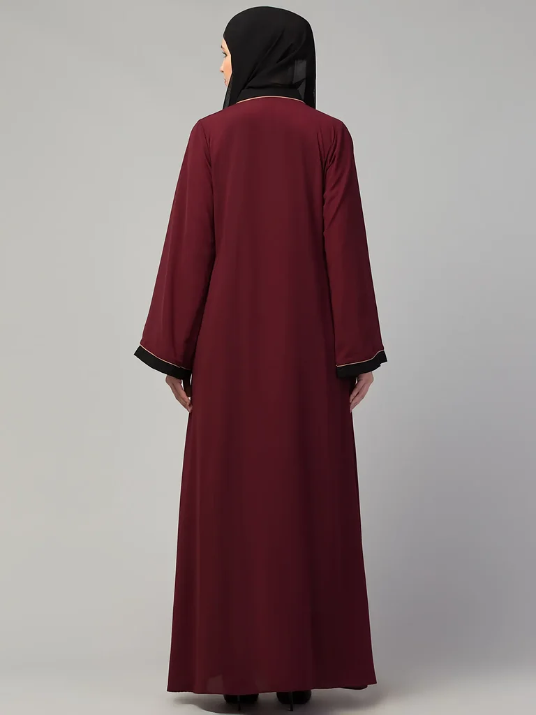 Front Open Piping Abaya  Nida Matte fabric close up