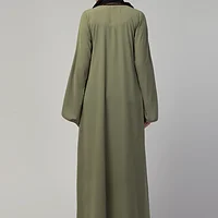 Piping Abaya - Nida Matte fabric close up