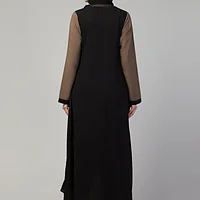 Abaya with Shrug - Nida Matte fabric close up