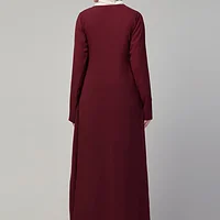 Inner Abaya with Pockets - Nida Matte fabric close up