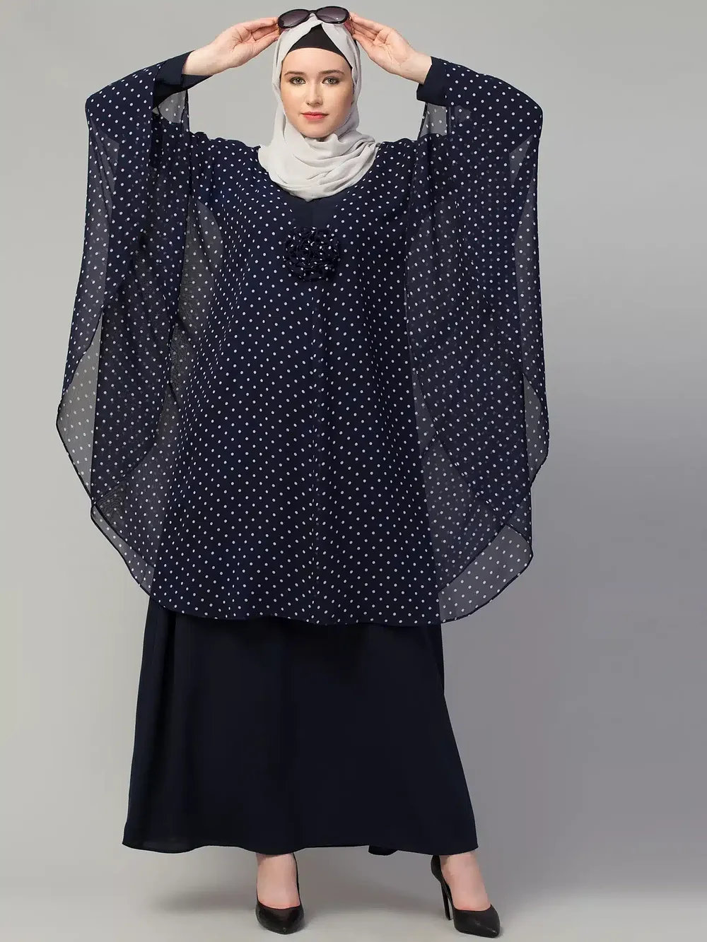 Polka Dot Abaya  sleeve and cuff detail