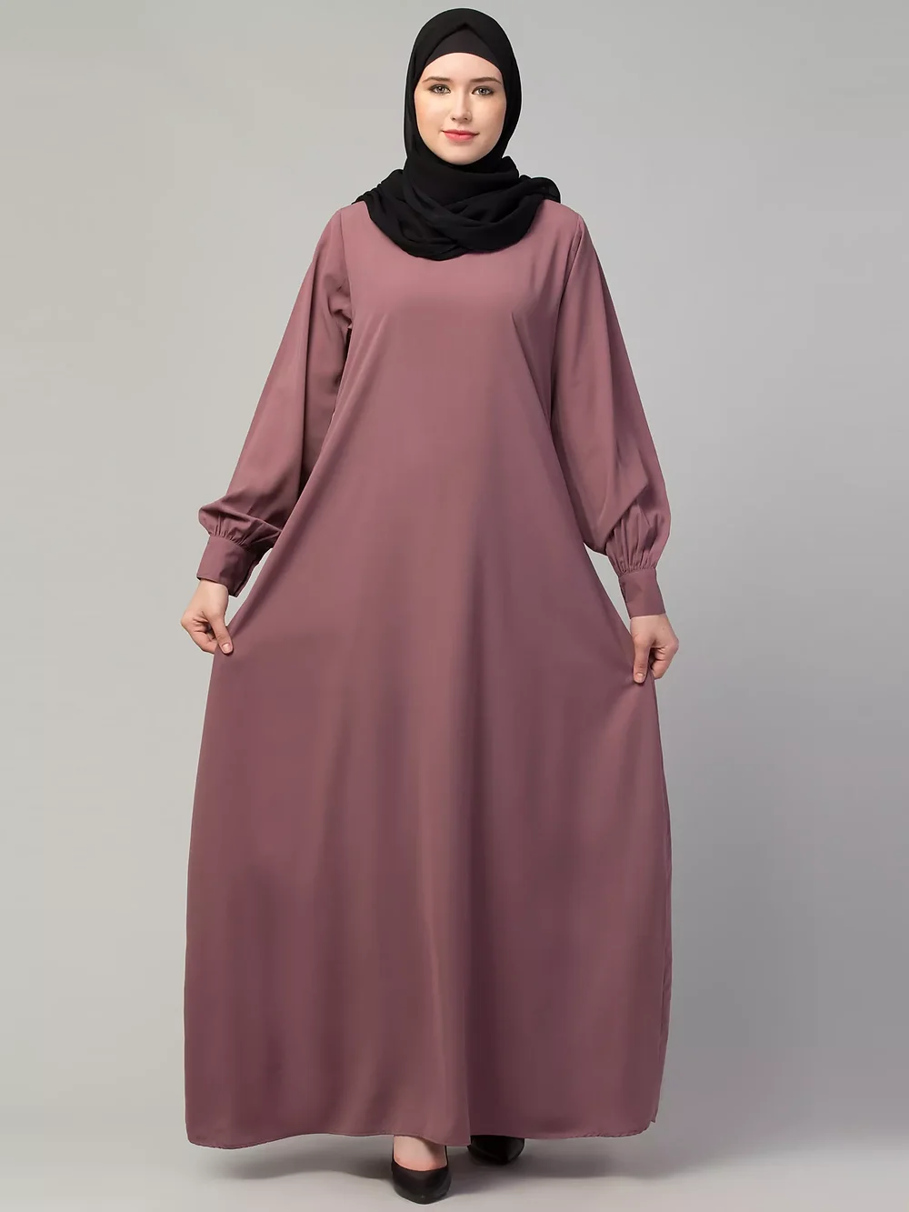 Aline Inner Abaya with Cuff Sleeves  Image 7